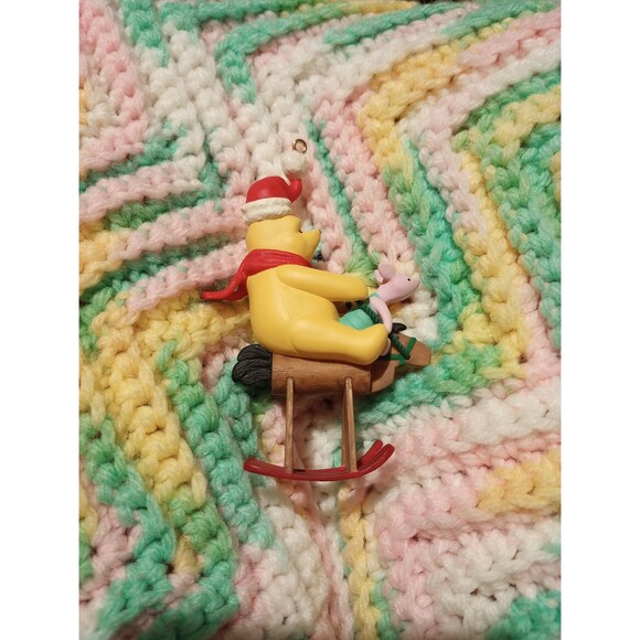 Hallmark Keepsake Piglets First Ride Winnie the Pooh Ornament - Picture 4 of 9
